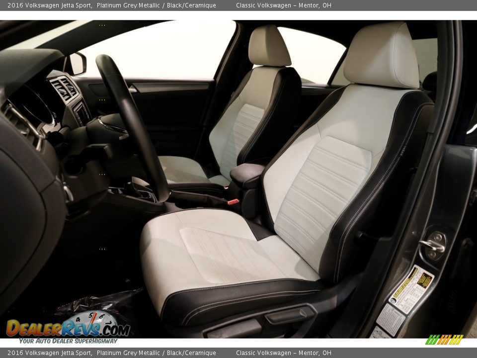 Front Seat of 2016 Volkswagen Jetta Sport Photo #5