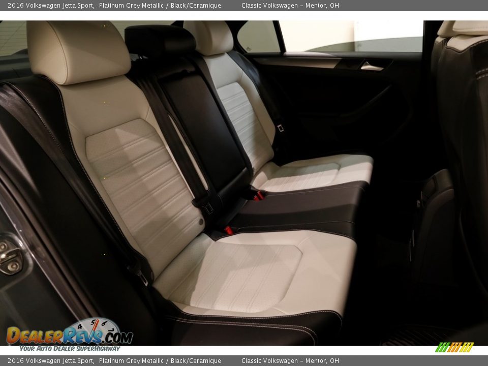 Rear Seat of 2016 Volkswagen Jetta Sport Photo #16