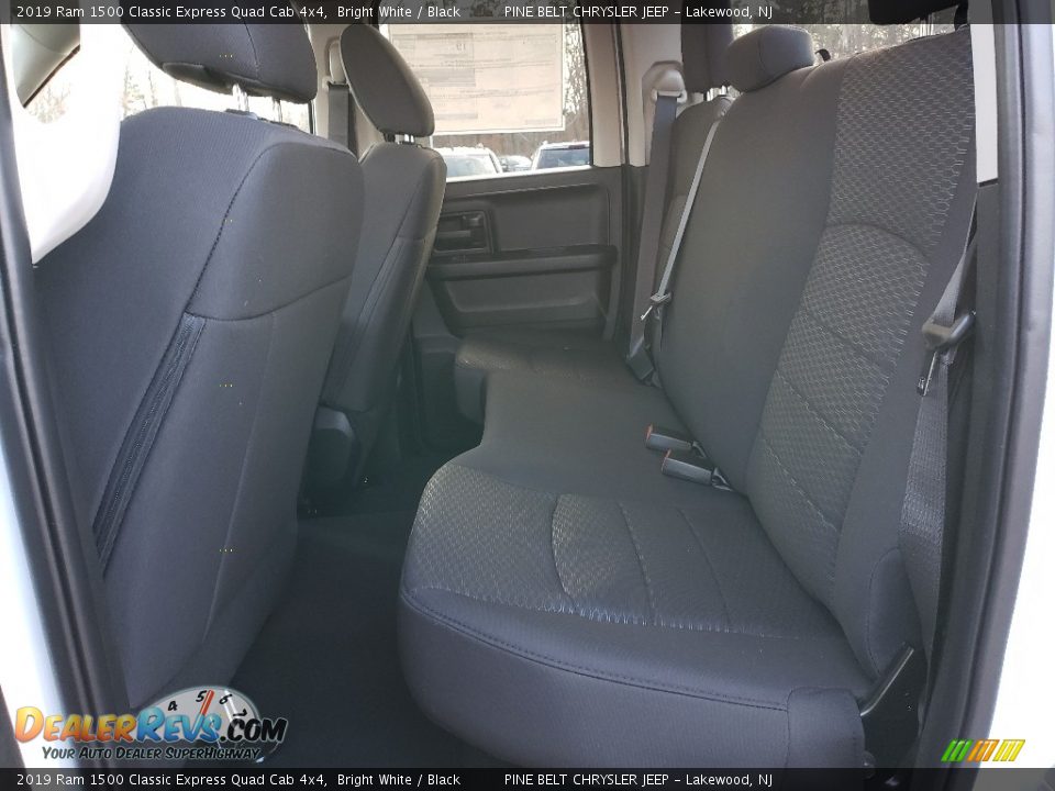 2019 Ram 1500 Classic Express Quad Cab 4x4 Bright White / Black Photo #6