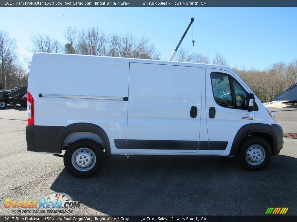 2017 Ram ProMaster 1500 Low Roof Cargo Van Bright White / Gray Photo #6