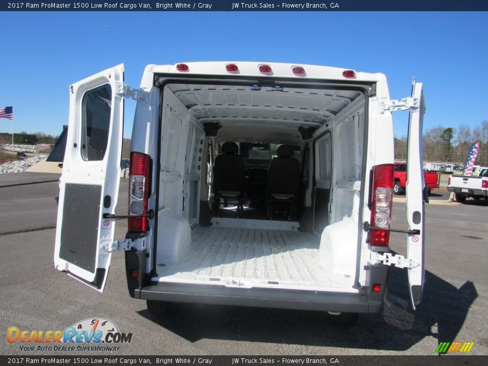 2017 Ram ProMaster 1500 Low Roof Cargo Van Bright White / Gray Photo #9