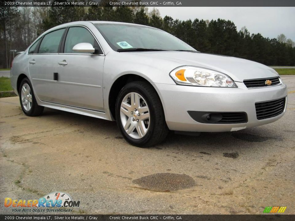 2009 Chevrolet Impala LT Silver Ice Metallic / Gray Photo #4