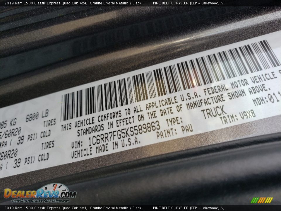 2019 Ram 1500 Classic Express Quad Cab 4x4 Granite Crystal Metallic / Black Photo #9