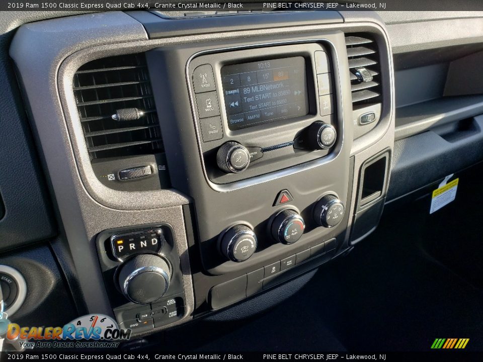 2019 Ram 1500 Classic Express Quad Cab 4x4 Granite Crystal Metallic / Black Photo #10