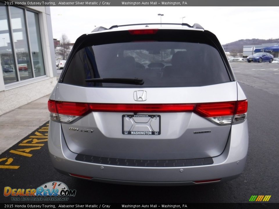 2015 Honda Odyssey Touring Alabaster Silver Metallic / Gray Photo #8