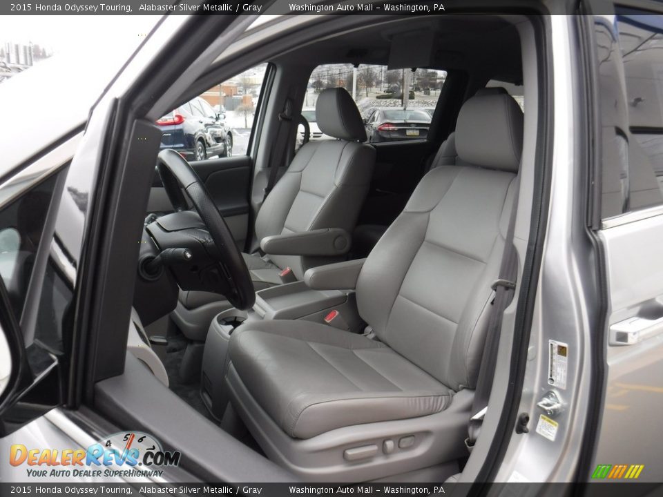 2015 Honda Odyssey Touring Alabaster Silver Metallic / Gray Photo #17