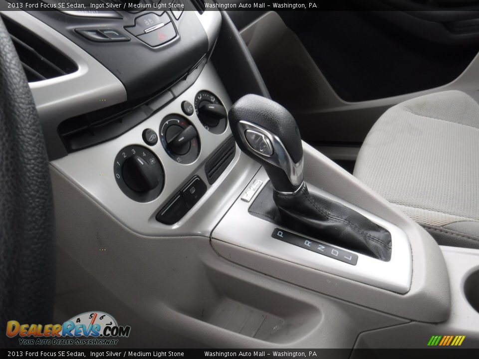 2013 Ford Focus SE Sedan Ingot Silver / Medium Light Stone Photo #15