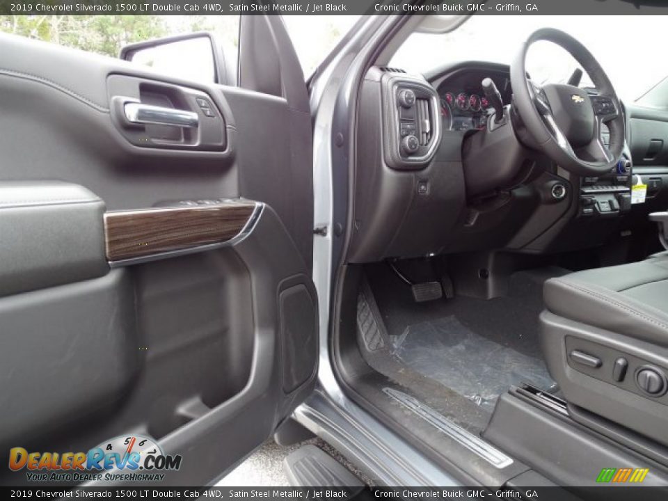 2019 Chevrolet Silverado 1500 LT Double Cab 4WD Satin Steel Metallic / Jet Black Photo #10