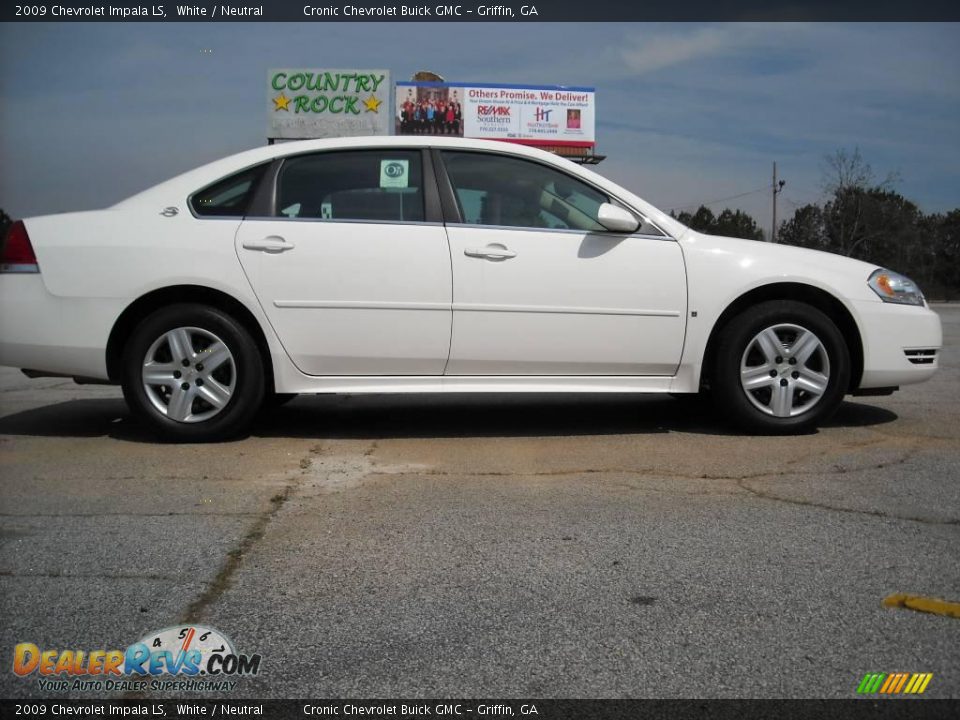2009 Chevrolet Impala LS White / Neutral Photo #5