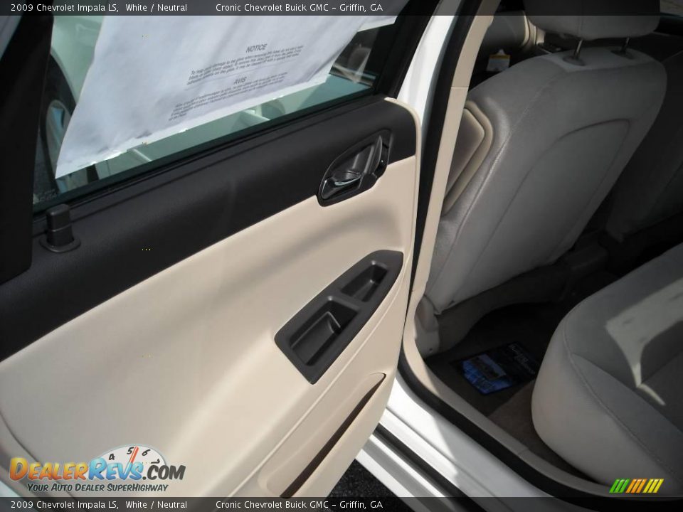 2009 Chevrolet Impala LS White / Neutral Photo #15