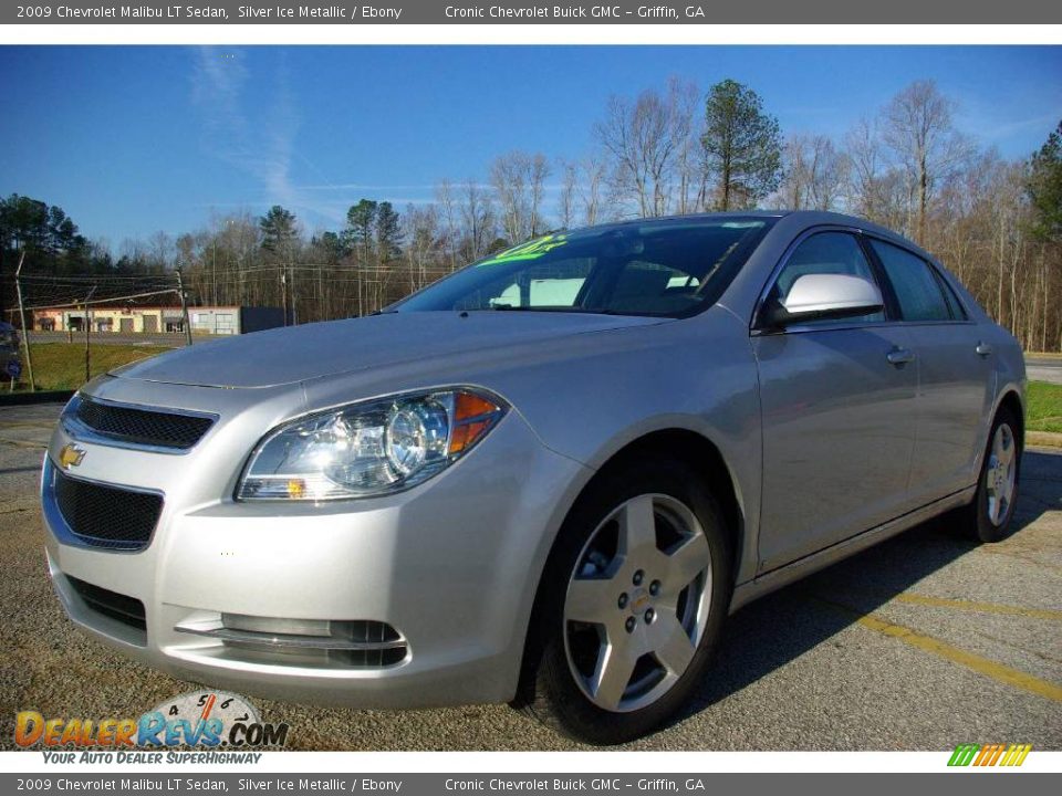 2009 Chevrolet Malibu LT Sedan Silver Ice Metallic / Ebony Photo #2