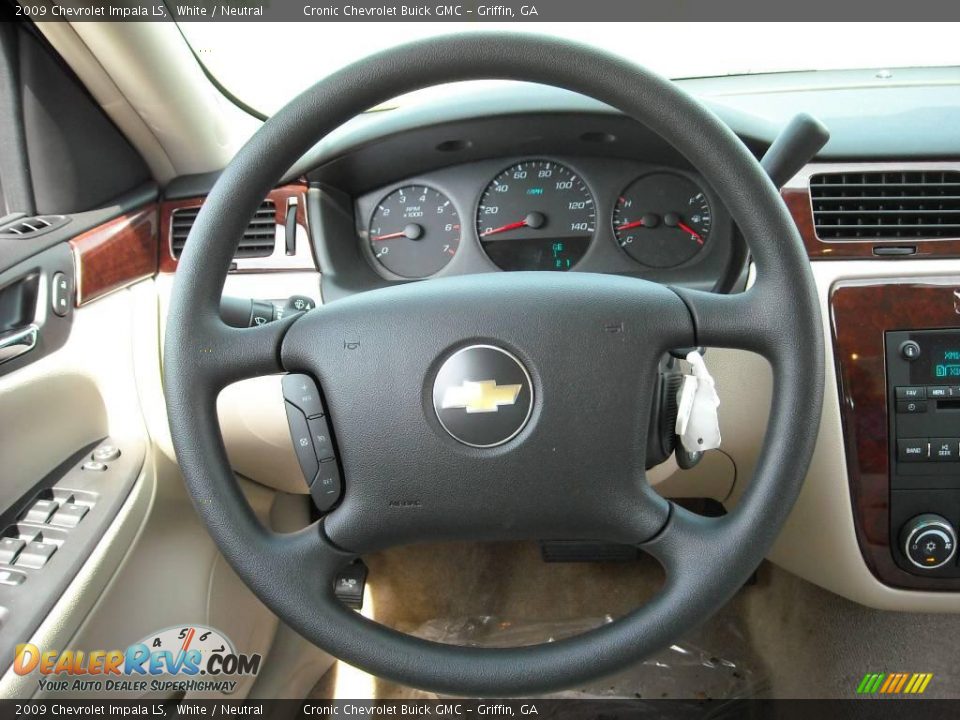 2009 Chevrolet Impala LS White / Neutral Photo #22