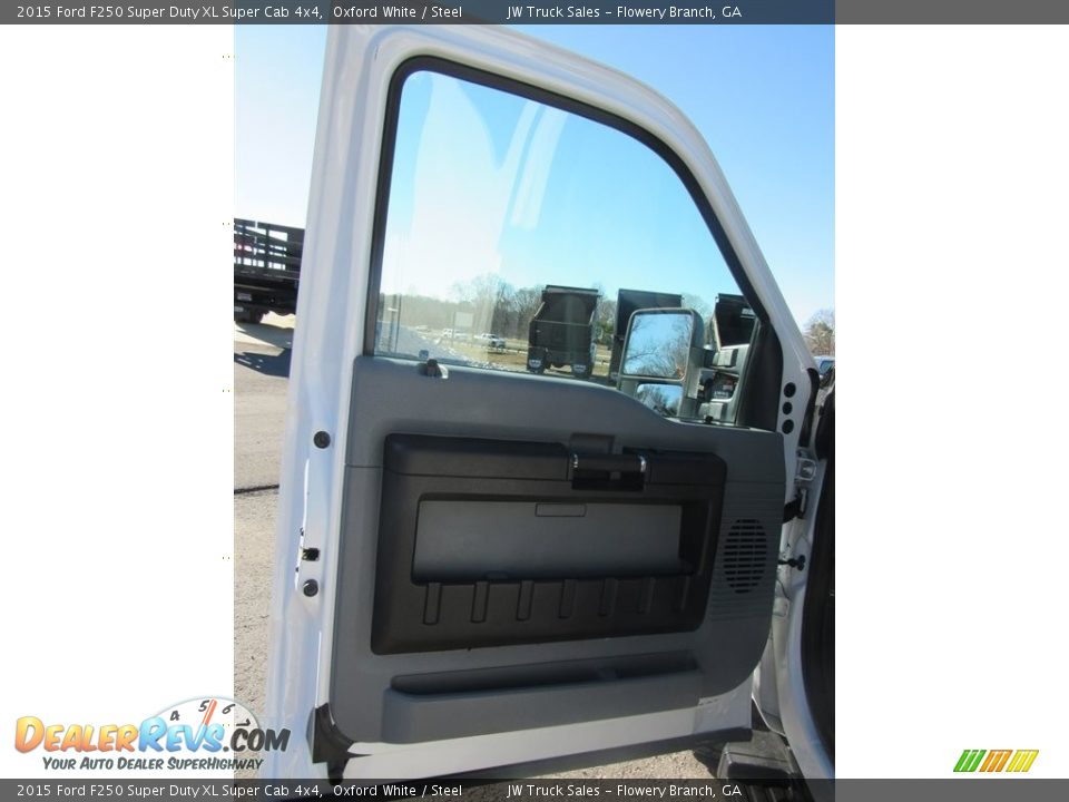 2015 Ford F250 Super Duty XL Super Cab 4x4 Oxford White / Steel Photo #14