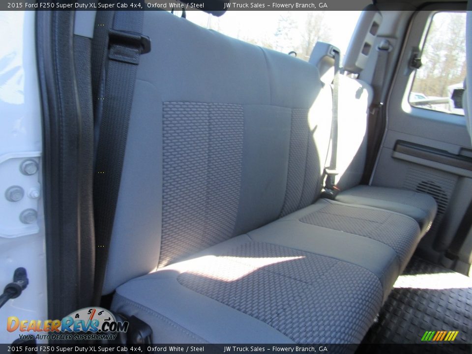 2015 Ford F250 Super Duty XL Super Cab 4x4 Oxford White / Steel Photo #29