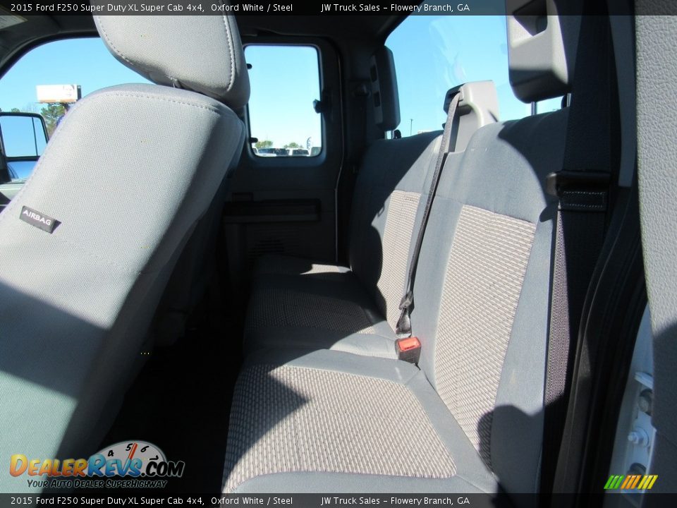 2015 Ford F250 Super Duty XL Super Cab 4x4 Oxford White / Steel Photo #33