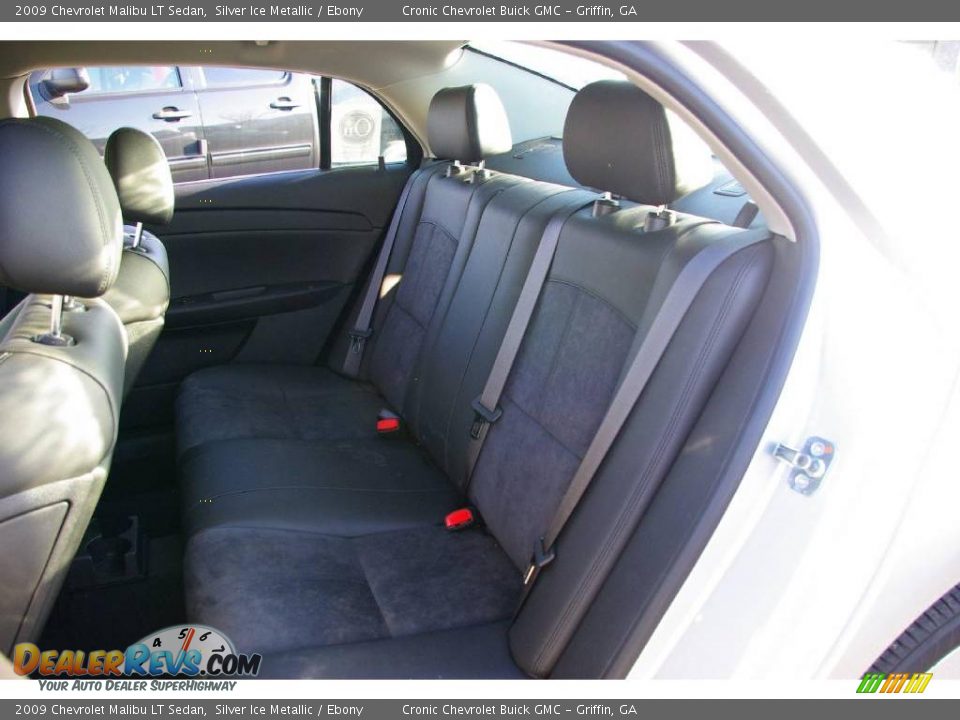 2009 Chevrolet Malibu LT Sedan Silver Ice Metallic / Ebony Photo #13