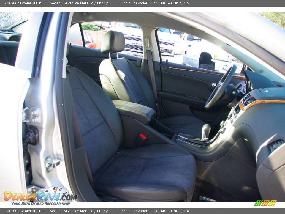 2009 Chevrolet Malibu LT Sedan Silver Ice Metallic / Ebony Photo #14