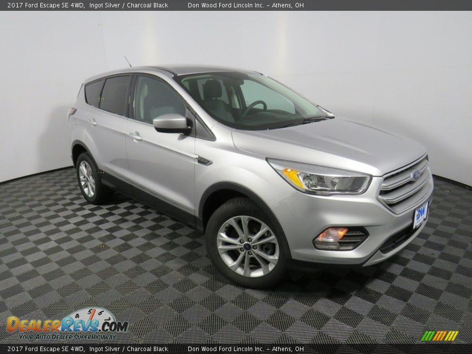 2017 Ford Escape SE 4WD Ingot Silver / Charcoal Black Photo #4