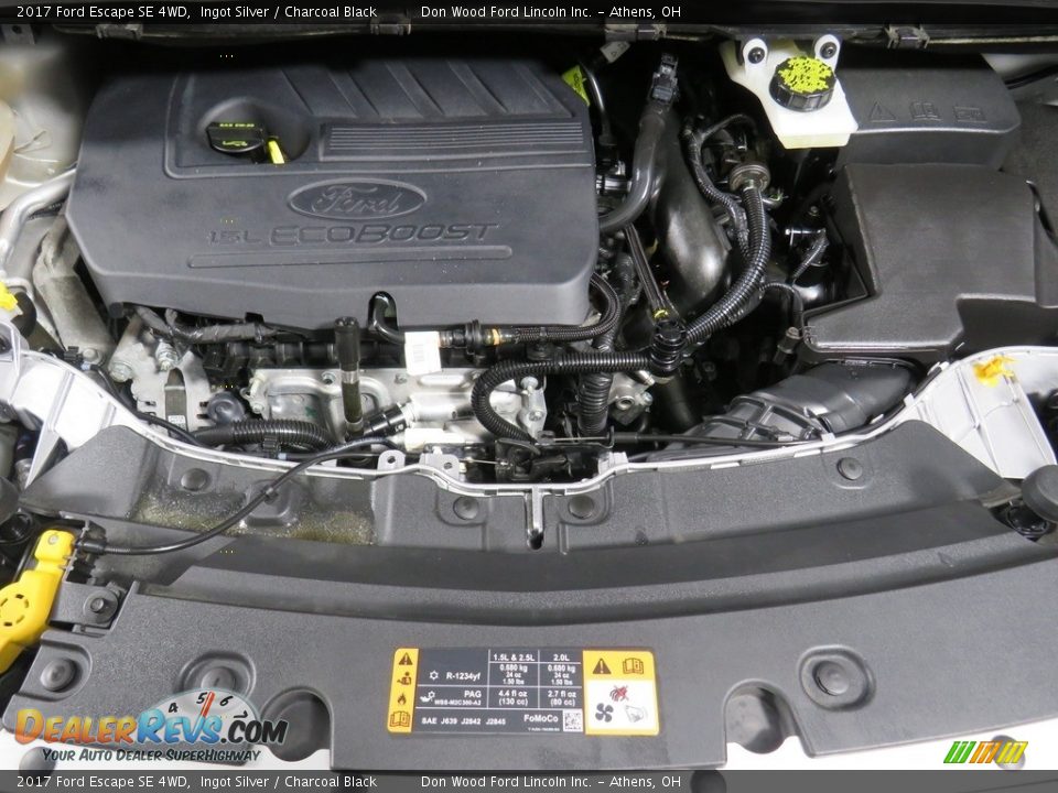 2017 Ford Escape SE 4WD Ingot Silver / Charcoal Black Photo #8
