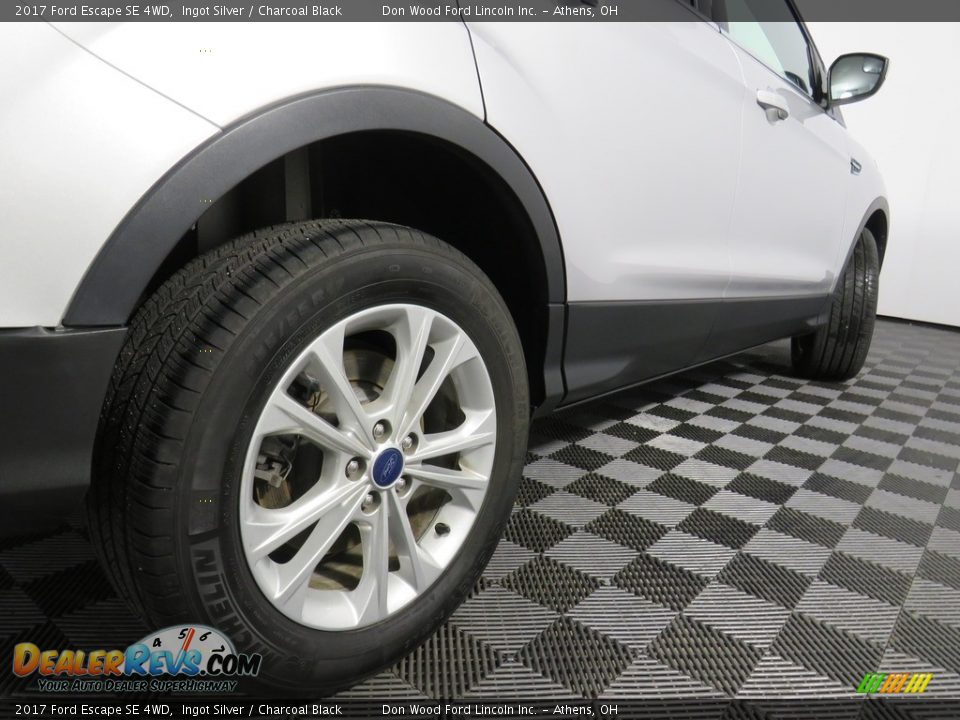 2017 Ford Escape SE 4WD Ingot Silver / Charcoal Black Photo #20