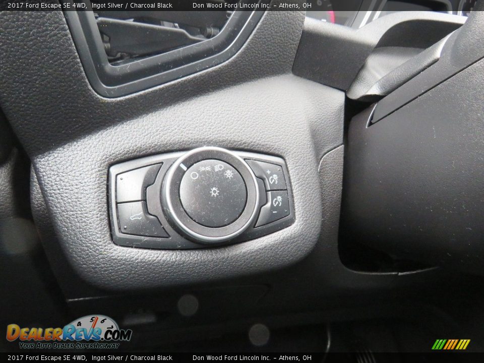 2017 Ford Escape SE 4WD Ingot Silver / Charcoal Black Photo #28
