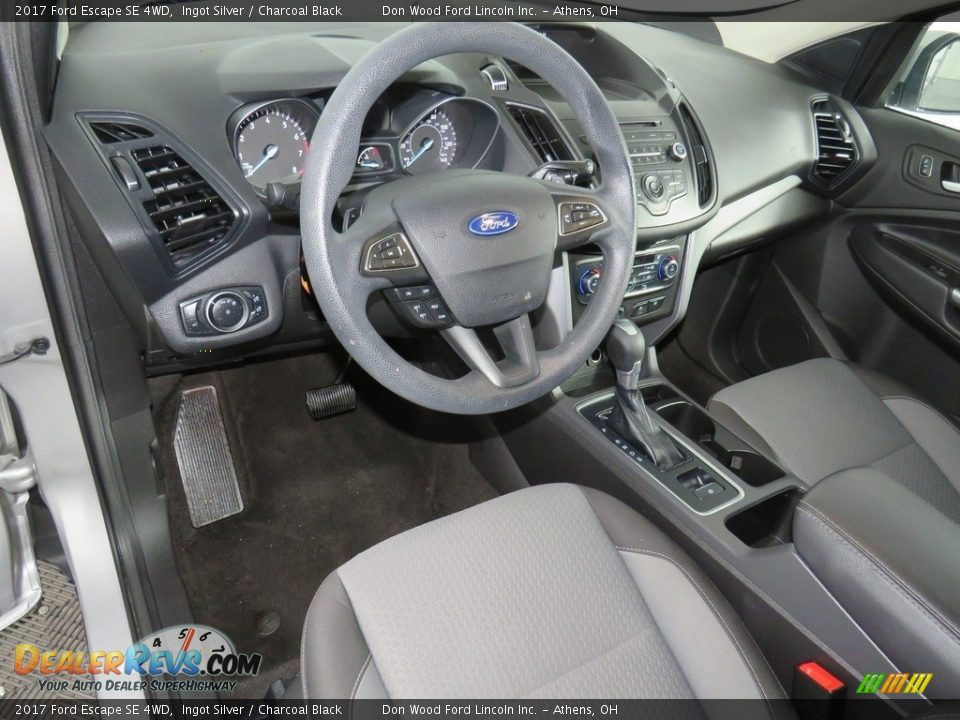 2017 Ford Escape SE 4WD Ingot Silver / Charcoal Black Photo #33