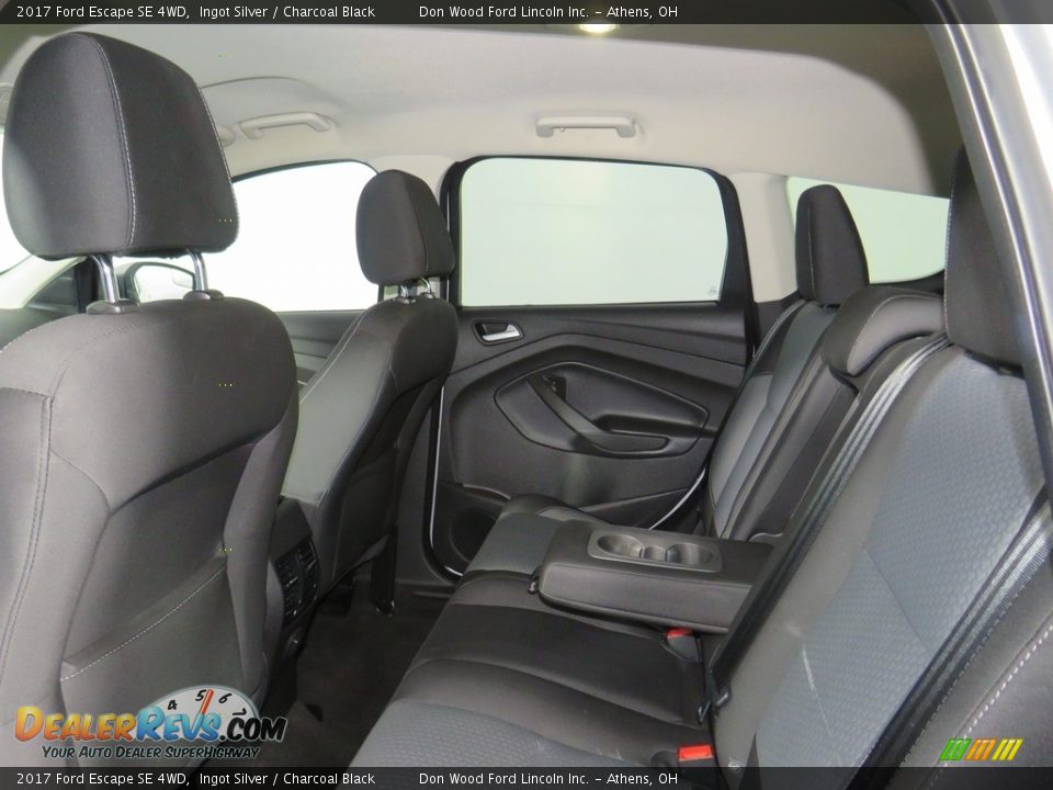 2017 Ford Escape SE 4WD Ingot Silver / Charcoal Black Photo #36