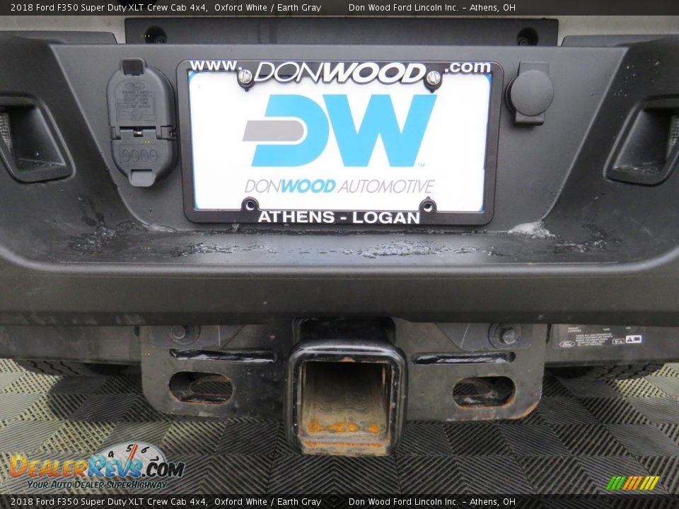 2018 Ford F350 Super Duty XLT Crew Cab 4x4 Oxford White / Earth Gray Photo #10