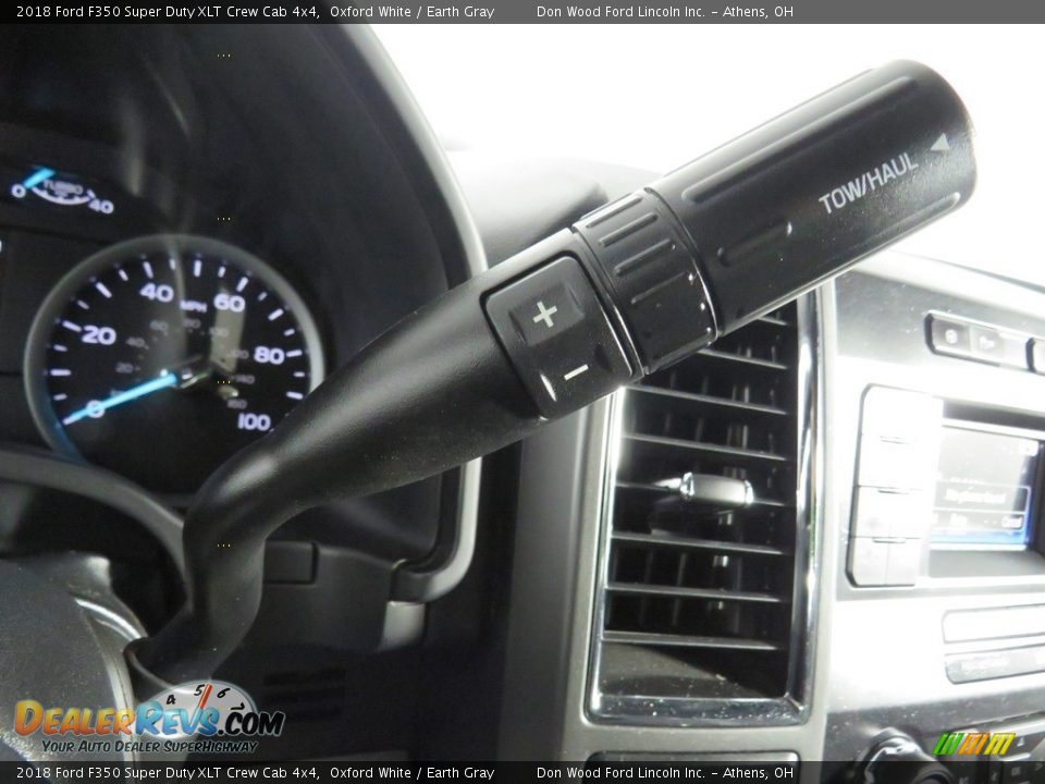 2018 Ford F350 Super Duty XLT Crew Cab 4x4 Oxford White / Earth Gray Photo #16