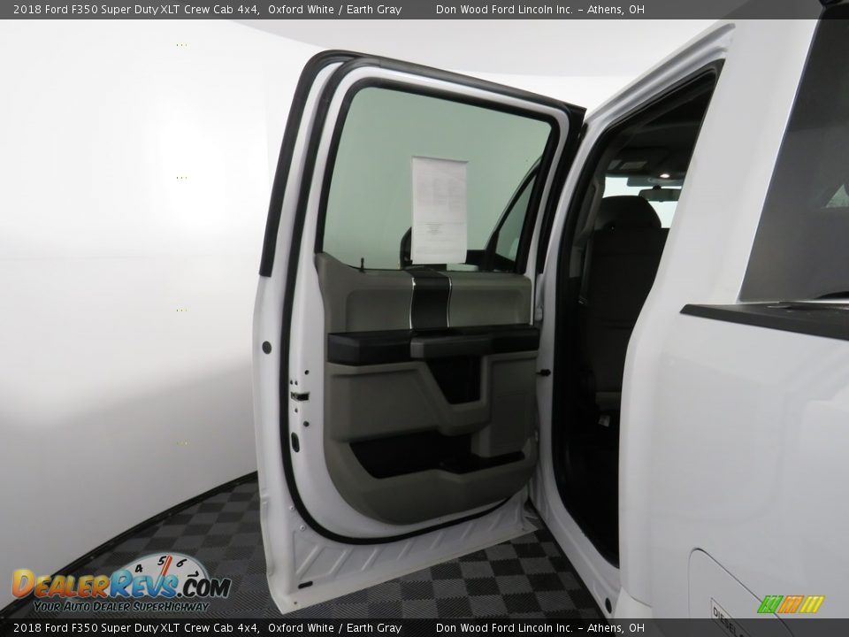 2018 Ford F350 Super Duty XLT Crew Cab 4x4 Oxford White / Earth Gray Photo #23