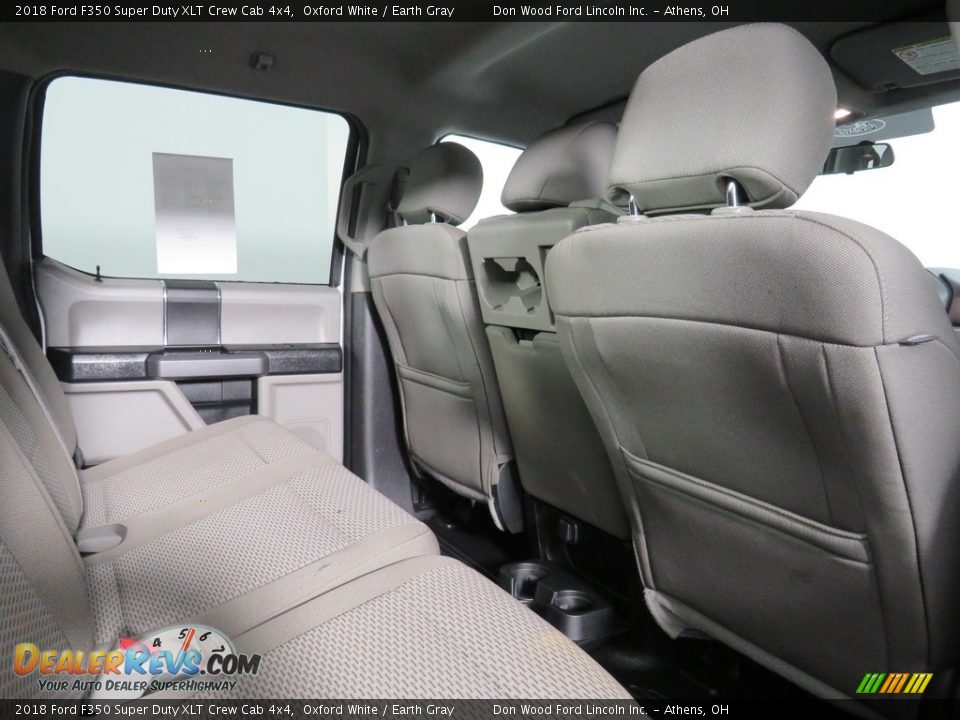 2018 Ford F350 Super Duty XLT Crew Cab 4x4 Oxford White / Earth Gray Photo #28