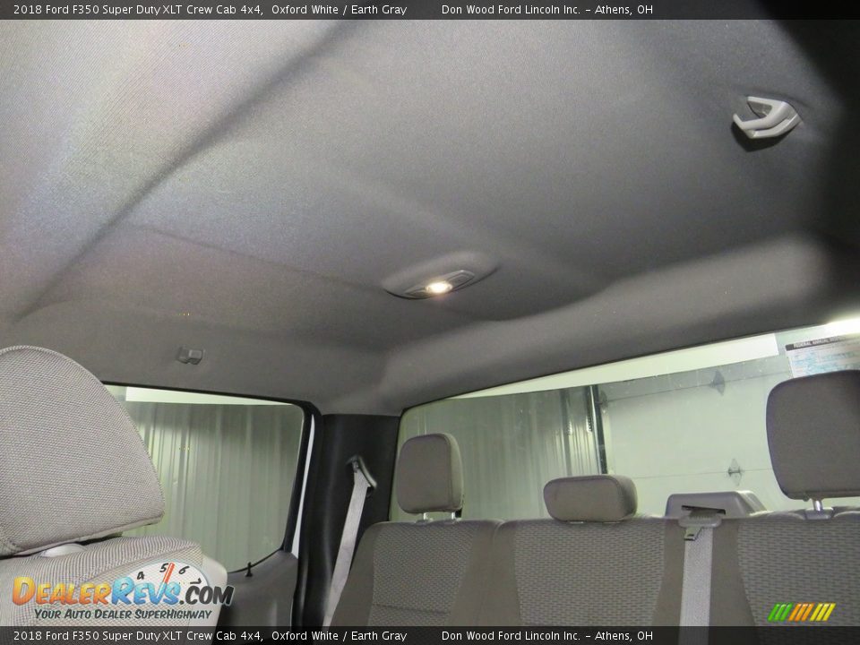 2018 Ford F350 Super Duty XLT Crew Cab 4x4 Oxford White / Earth Gray Photo #29