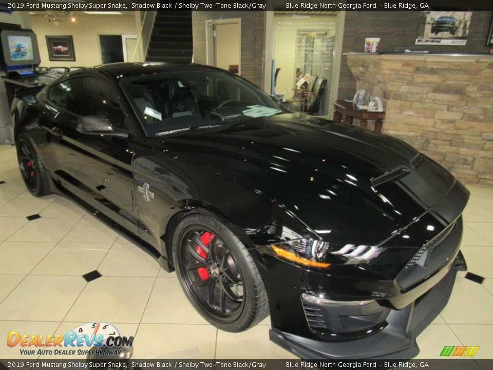 Front 3/4 View of 2019 Ford Mustang Shelby Super Snake Photo #7