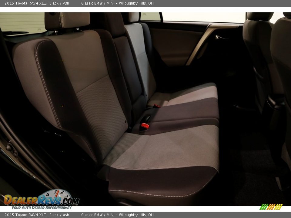 2015 Toyota RAV4 XLE Black / Ash Photo #12