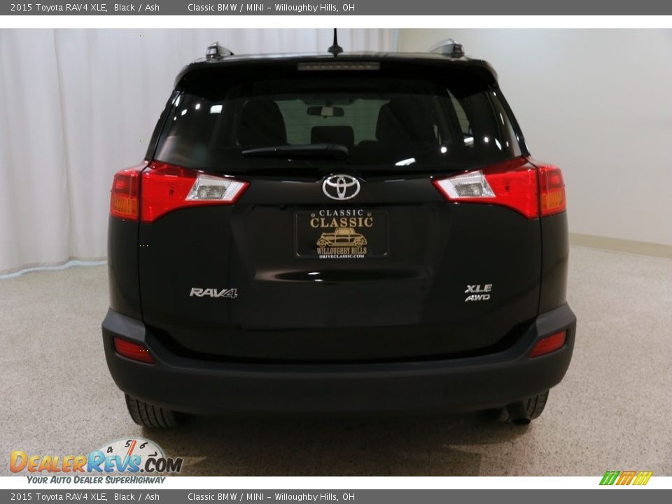 2015 Toyota RAV4 XLE Black / Ash Photo #14