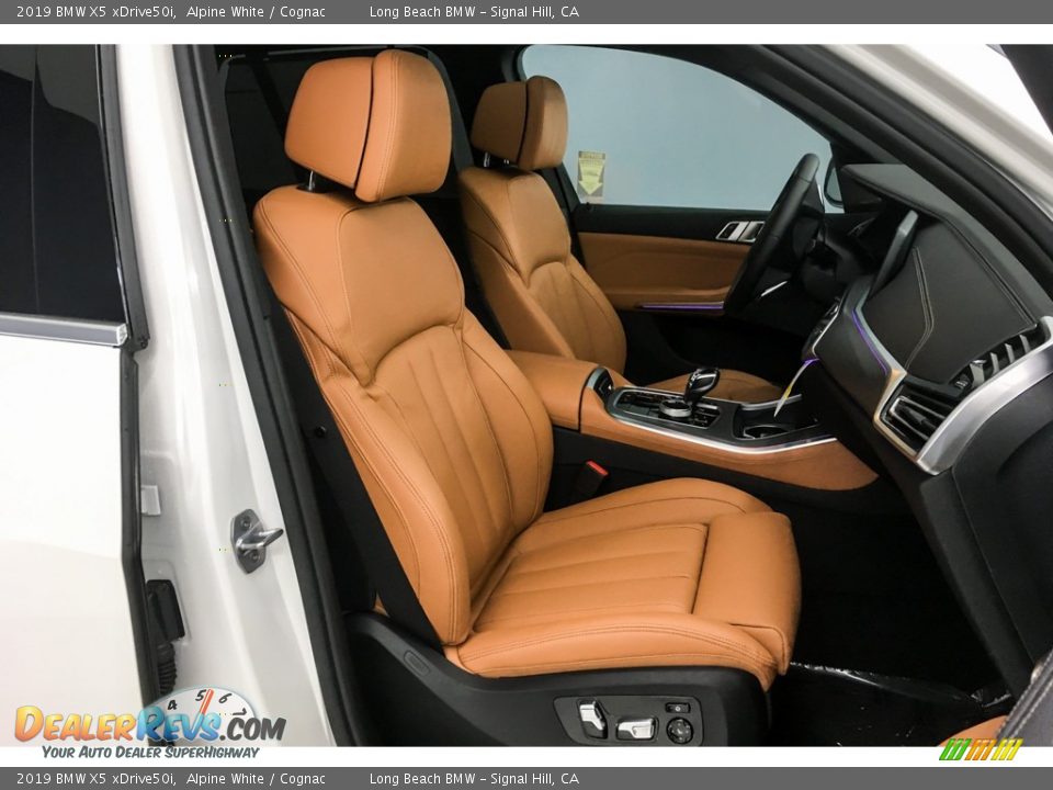 2019 BMW X5 xDrive50i Alpine White / Cognac Photo #5