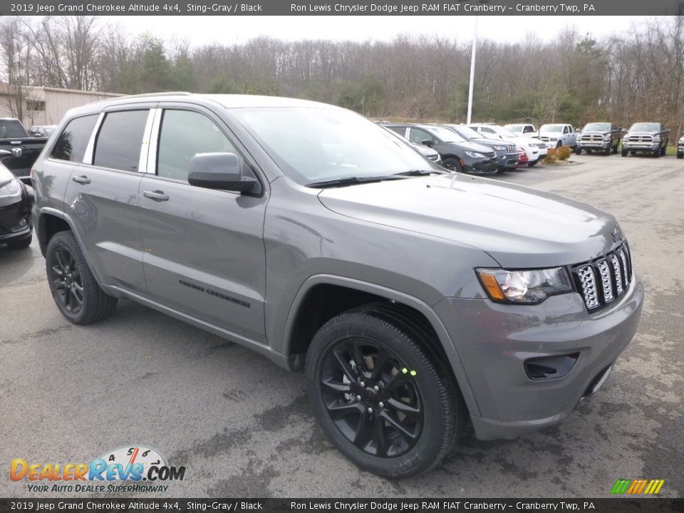 2019 Jeep Grand Cherokee Altitude 4x4 Sting-Gray / Black Photo #7