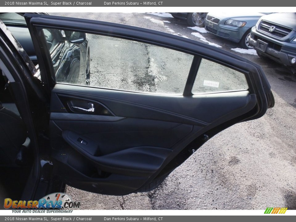 2018 Nissan Maxima SL Super Black / Charcoal Photo #20