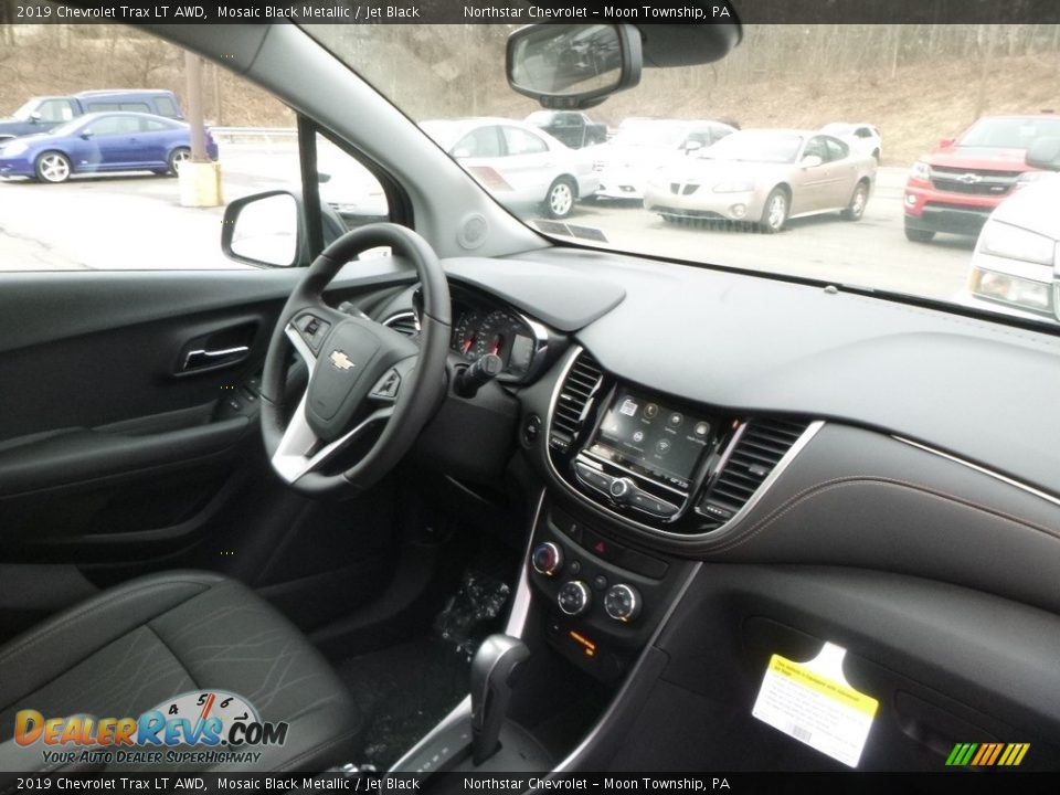 2019 Chevrolet Trax LT AWD Mosaic Black Metallic / Jet Black Photo #11
