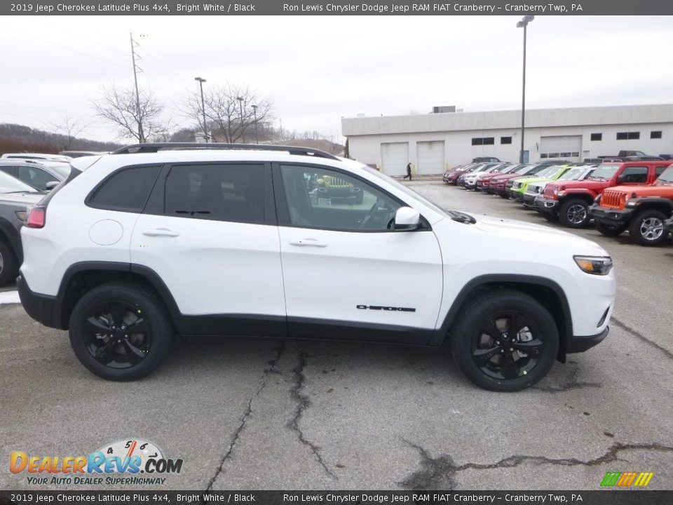 2019 Jeep Cherokee Latitude Plus 4x4 Bright White / Black Photo #6