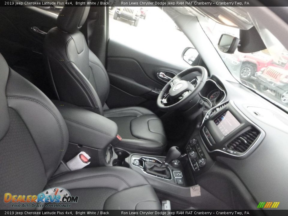 2019 Jeep Cherokee Latitude Plus 4x4 Bright White / Black Photo #10