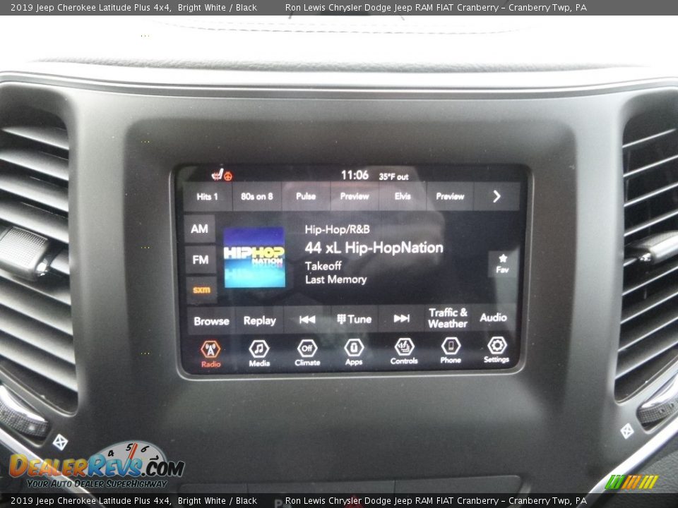 2019 Jeep Cherokee Latitude Plus 4x4 Bright White / Black Photo #16