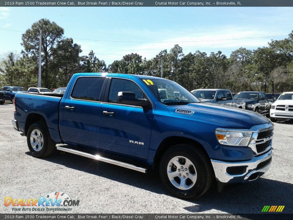 2019 Ram 1500 Tradesman Crew Cab Blue Streak Pearl / Black/Diesel Gray Photo #7