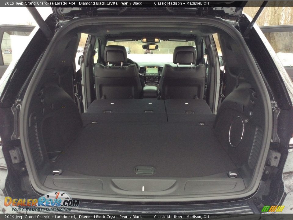 2019 Jeep Grand Cherokee Laredo 4x4 Diamond Black Crystal Pearl / Black Photo #20