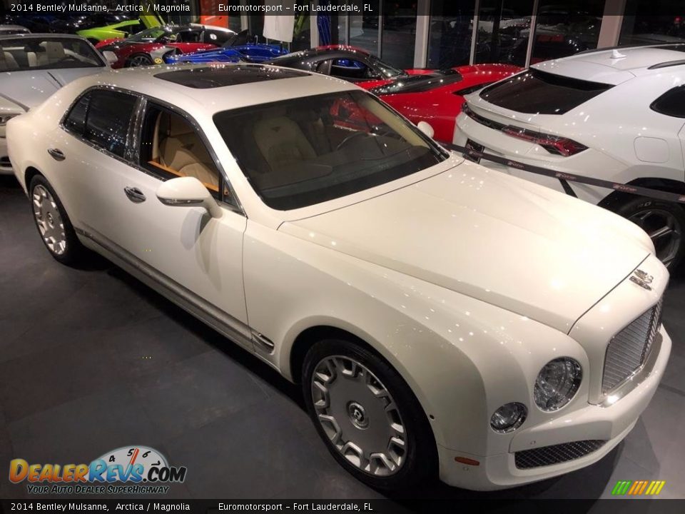 Arctica 2014 Bentley Mulsanne  Photo #1