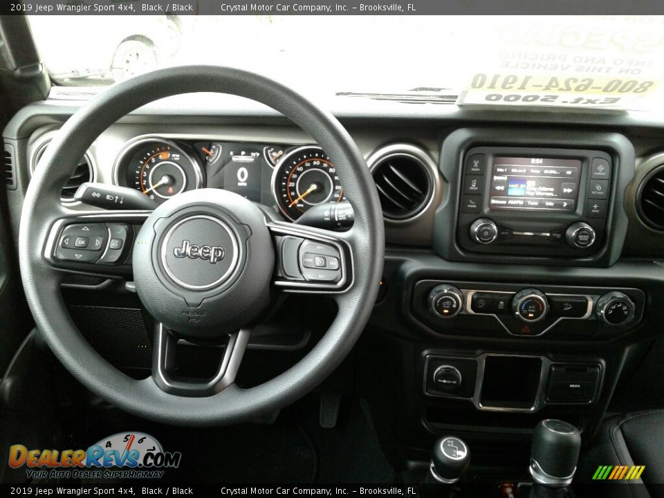 Dashboard of 2019 Jeep Wrangler Sport 4x4 Photo #13