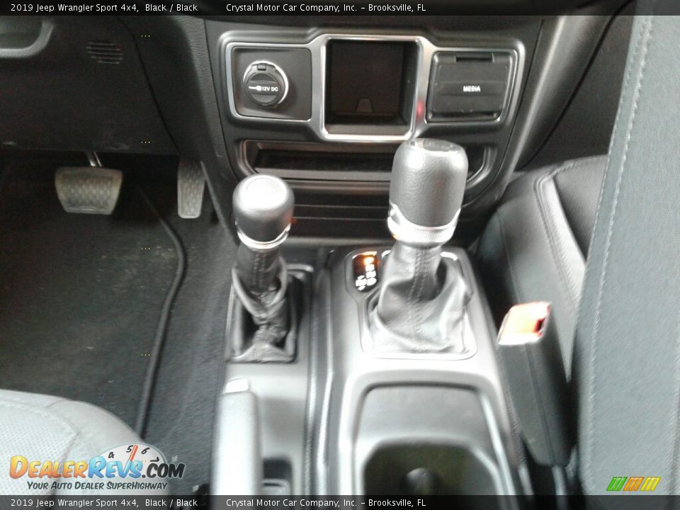 2019 Jeep Wrangler Sport 4x4 Shifter Photo #16