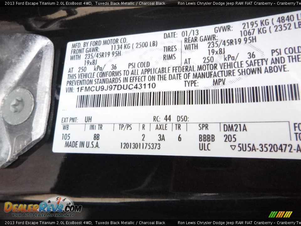 2013 Ford Escape Titanium 2.0L EcoBoost 4WD Tuxedo Black Metallic / Charcoal Black Photo #15