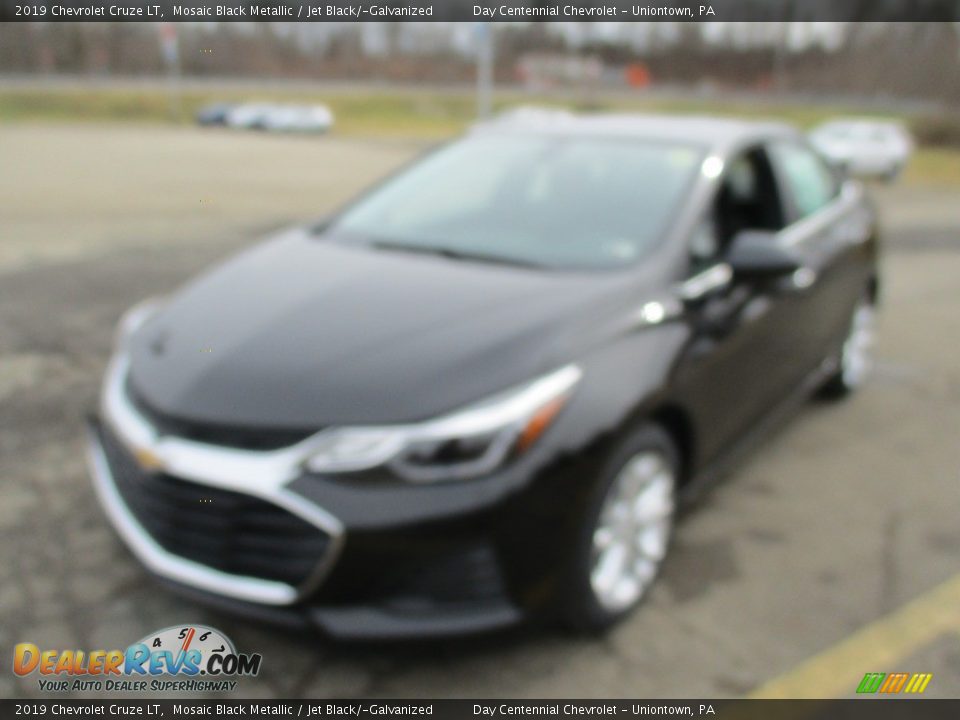 2019 Chevrolet Cruze LT Mosaic Black Metallic / Jet Black/­Galvanized Photo #10