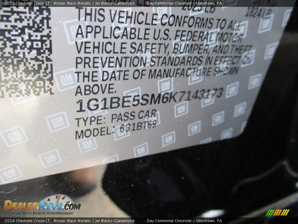 2019 Chevrolet Cruze LT Mosaic Black Metallic / Jet Black/­Galvanized Photo #15